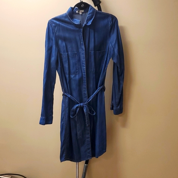 Denim Dress with belt - Picture 4 of 4